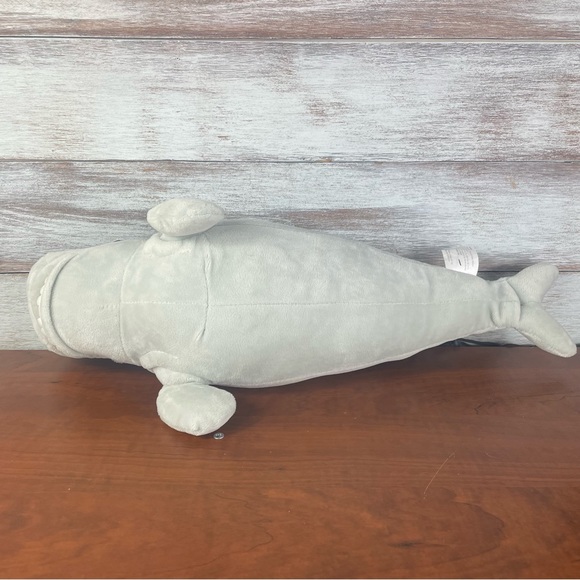 Vintage Disney Nemo Bailey Beluga Whale Plush - Rare Collectible Stuffed Toy - Picture 4 of 8